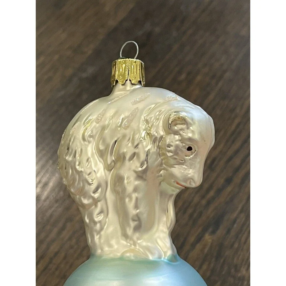 Vintage Christopher Radko Glass Ornament Polar Bear On‎ Blue Ball 1992 92-184-0